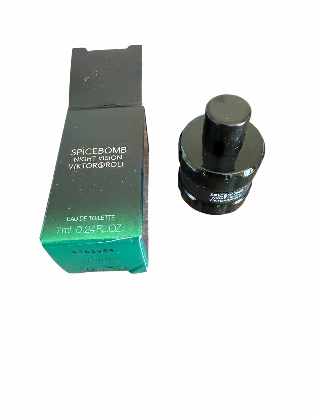 Viktor & Rolf Spicebomb Night Vision - Picture 2 of 4